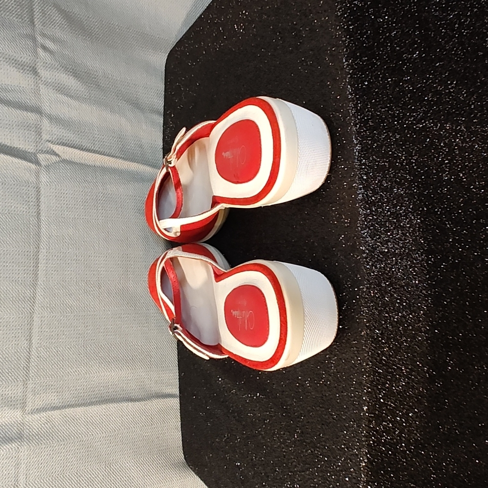 Cole Haan Sandals - Picture 2 of 4